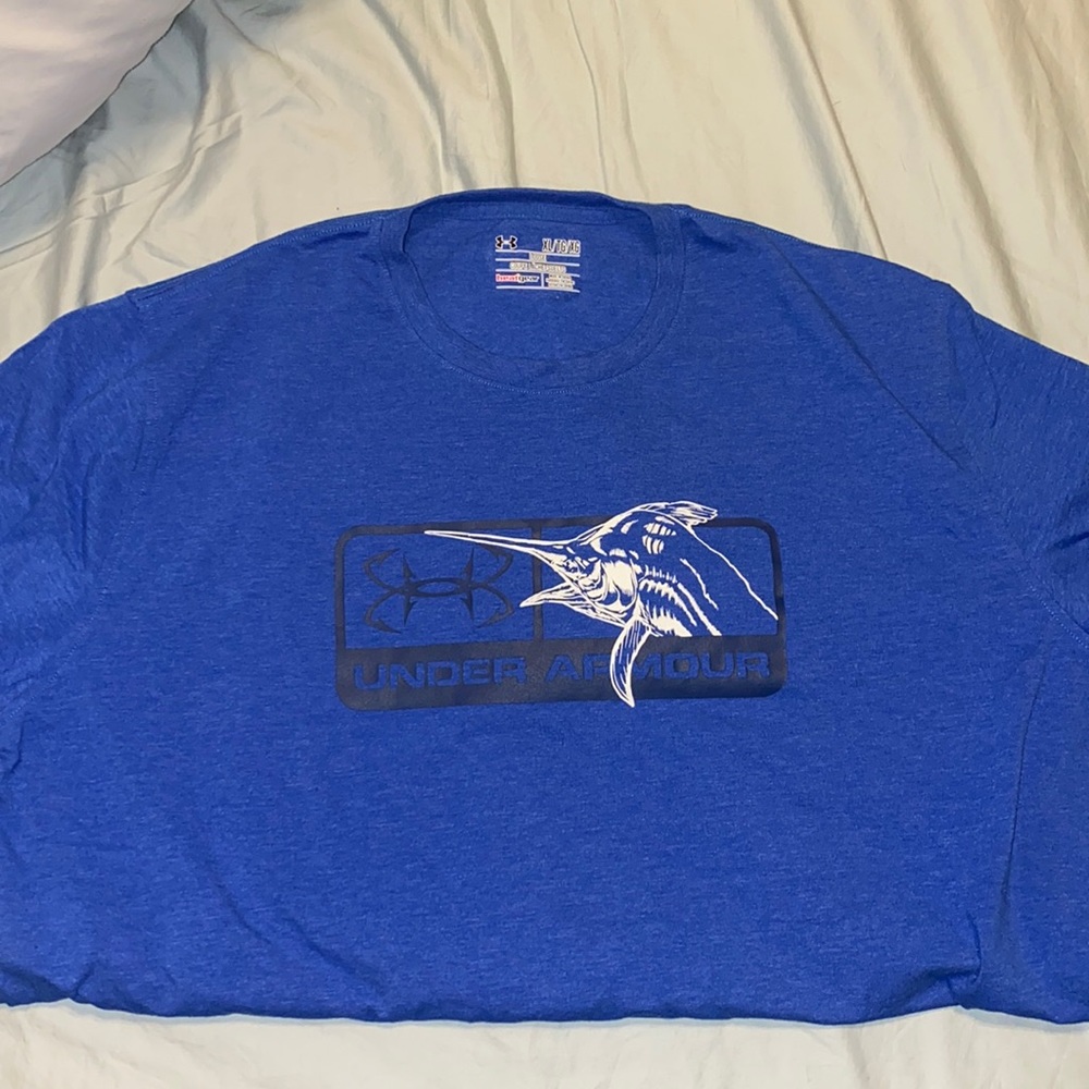 Under Armour blue heat gear tshirt fish shirt